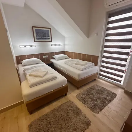 Hotel Aqua Prenociste