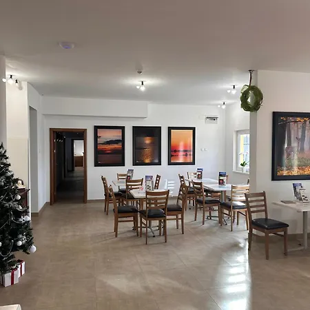 Hotel Aqua Prenociste 3*