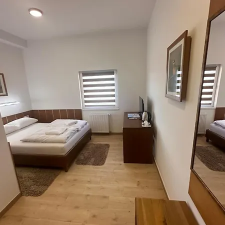 Hotel Aqua Prenociste Palić