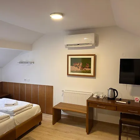 Aqua Prenociste Palić