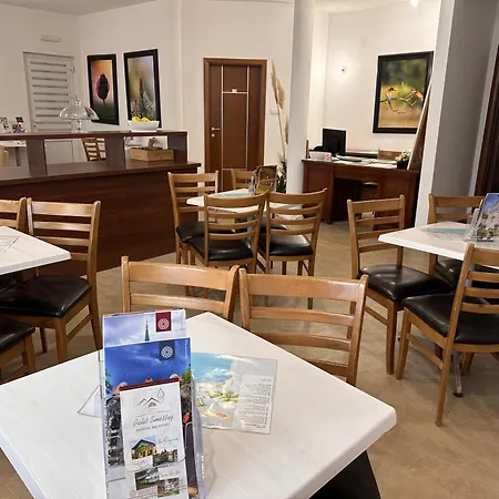 Hotel Aqua Prenociste 3*