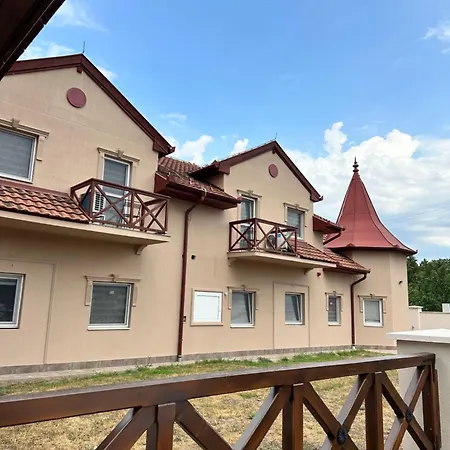 Aqua Prenociste Palić