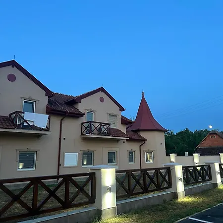 Aqua Prenociste 3* Palic